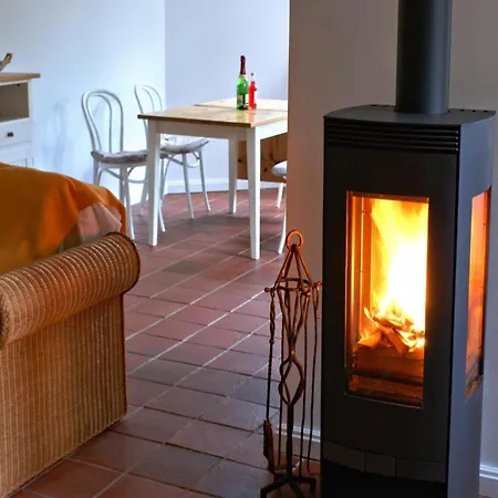 In Mit Garten Und Terrasse *