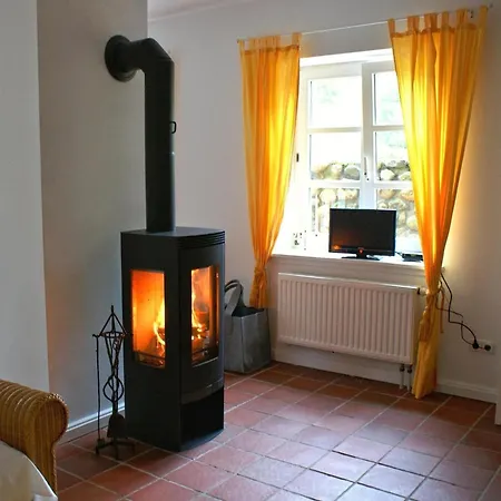 아파트 In Mit Garten Und Terrasse *