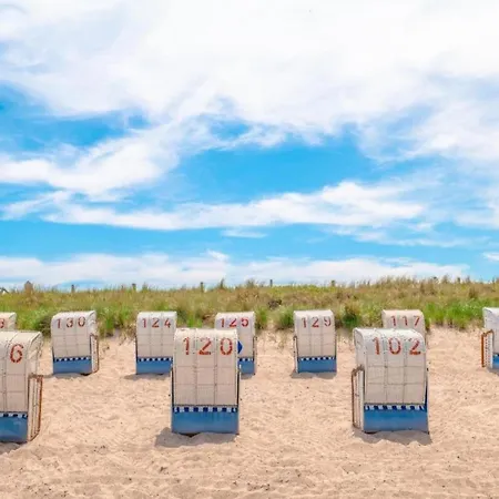 In Mit Garten Und Terrasse 아파트