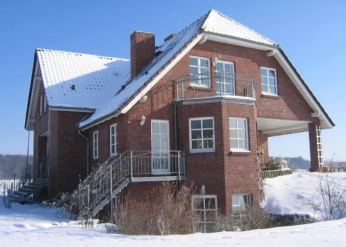 In Mit Garten Und Terrasse Semlow